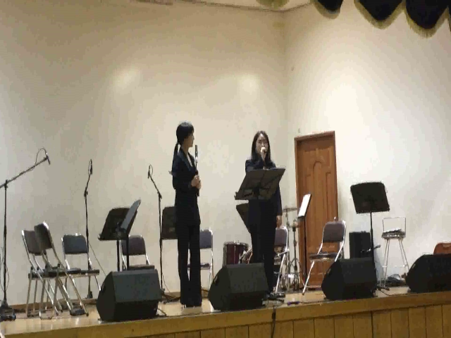 5월 10일 신풍초등학교 작은 음악회, 아름다운나라(이향란, 김경신)